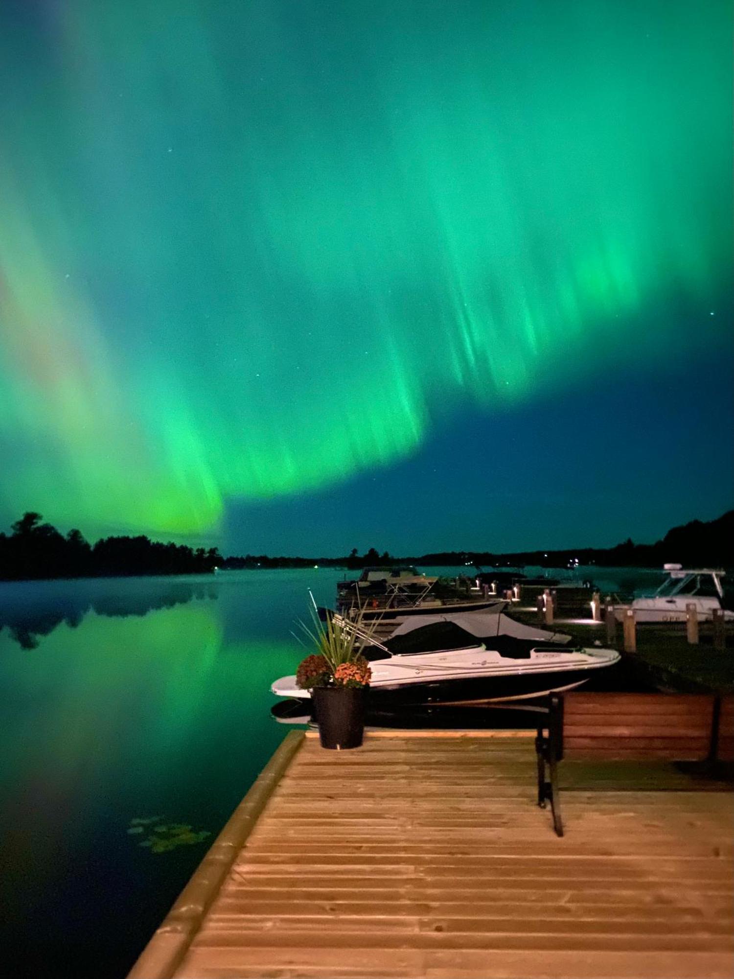 Blue Spruce Bed And Breakfast Muskoka 그라벤허스트 외부 사진