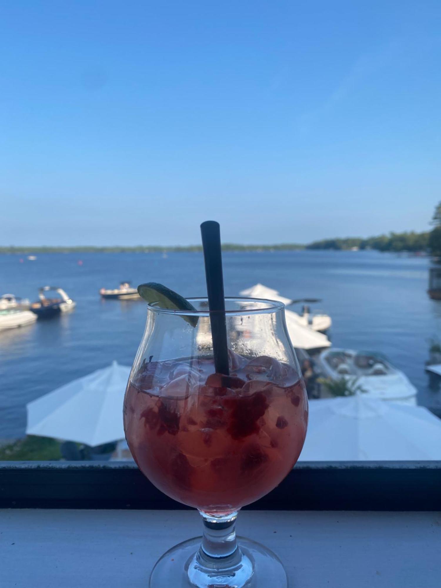 Blue Spruce Bed And Breakfast Muskoka 그라벤허스트 외부 사진