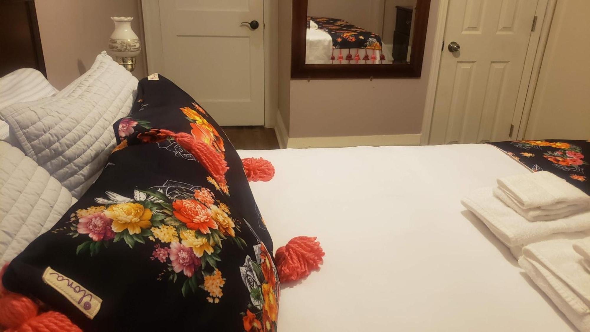 Blue Spruce Bed And Breakfast Muskoka 그라벤허스트 외부 사진